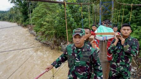 Death toll from Indonesia landslide rises to 23