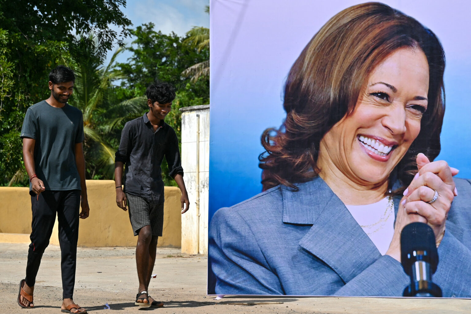 India and Pakistan Prepare for Battle Between Harris and Trump