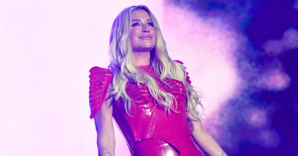 Kesha Reacts To Body-Shaming By Posting New Bikini Photos