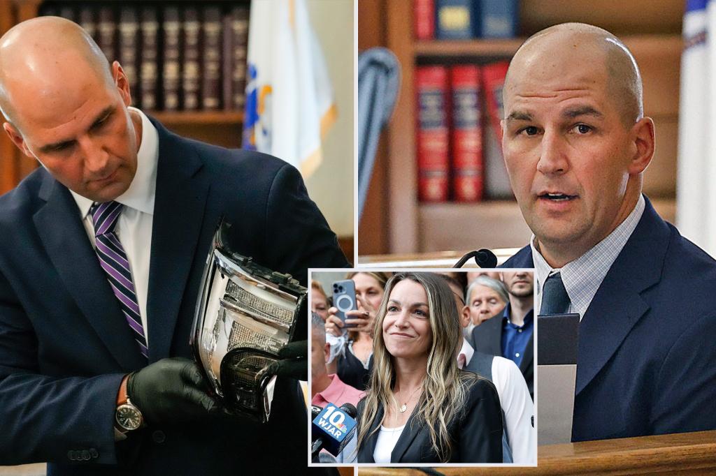 Karen Read investigator under fire for inappropriate texts ‘relieved of his duties’ from Mass. State Police