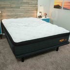 nolah-evolution-comfort-mattress-jg-2.jpg