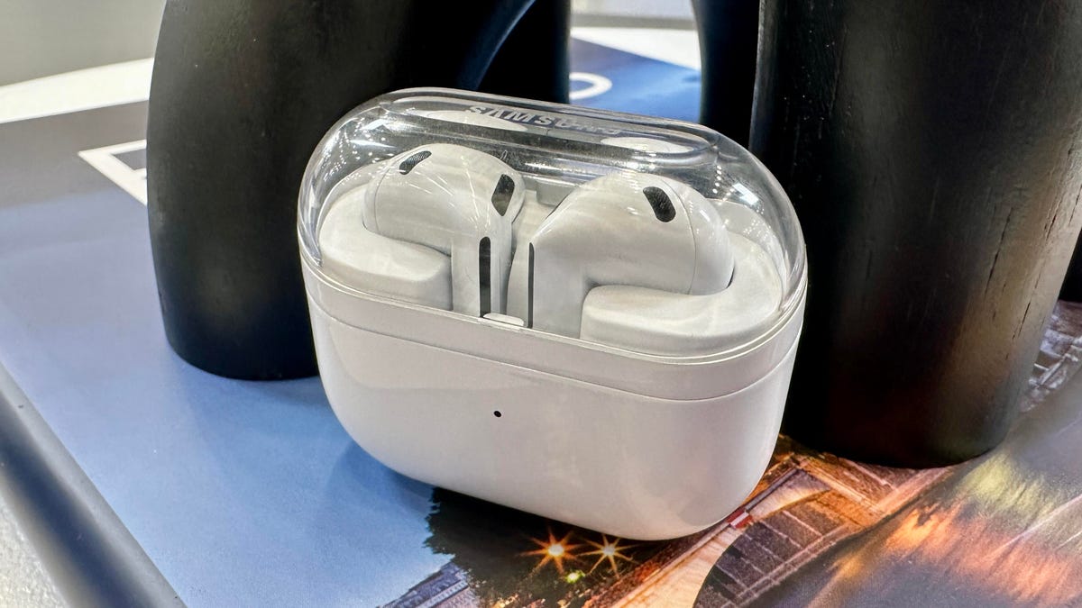 samsung-galaxy-buds-3-in-case