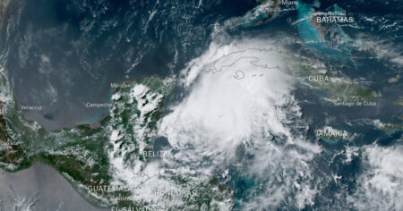 Hurricane Beryl Nears Yucatán Peninsula