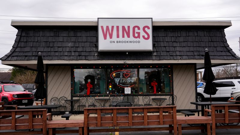 Restaurant not responsible for customer’s injury after bone found in boneless wing, Ohio Supreme Court rules