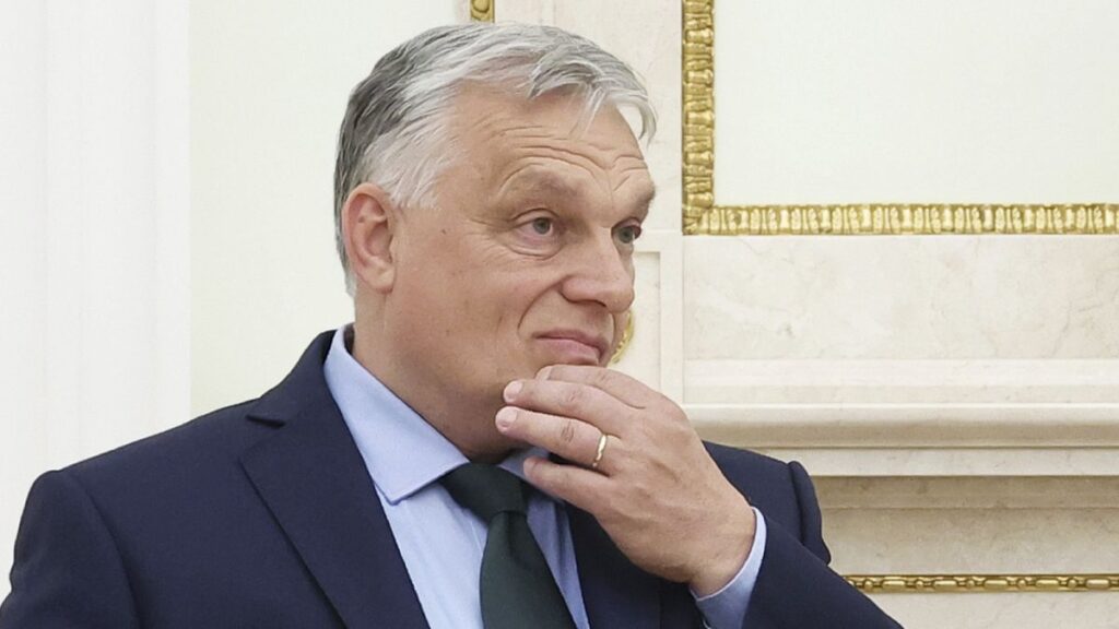 Brussels awaits explanation for Hungary’s easing of visa for Russians