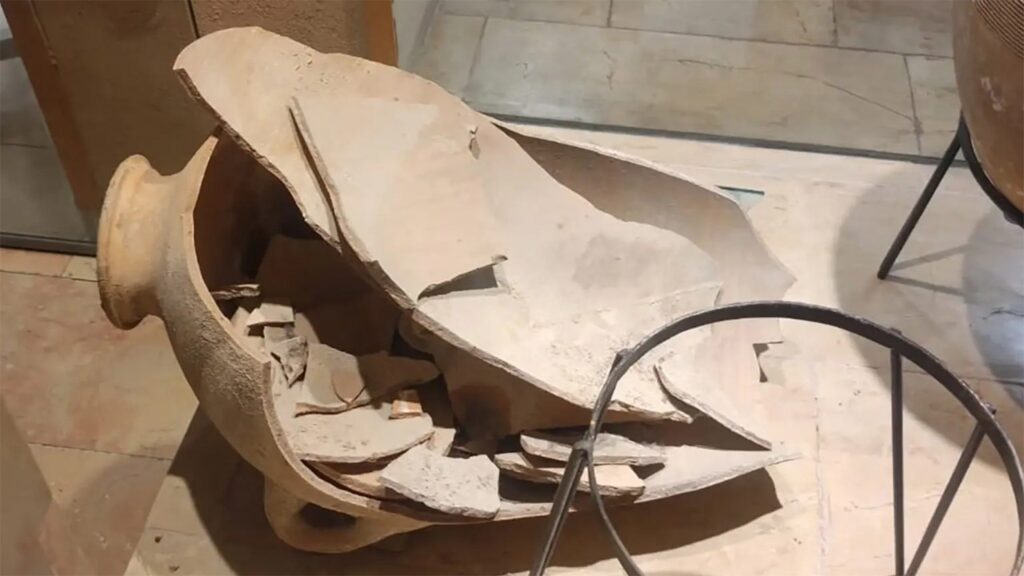 Boy accidentally destroys 3,500-year-old artifact in Israeli museum