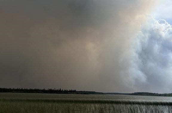 Thousands still out of homes in Manitoba and Saskatchewan due to wildfires