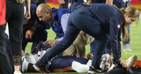 Bears’ Douglas Coleman III taken off field on stretcher after tackle against Chiefs