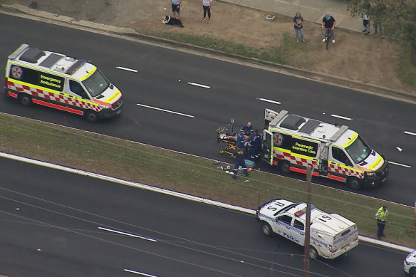 The major police police operation in Engadine on Sunday morning closed the Princes Highway.