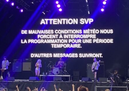 Thunderstorm cuts shows from artists like RAYE short, SZA fans prep for an R&B-filled day