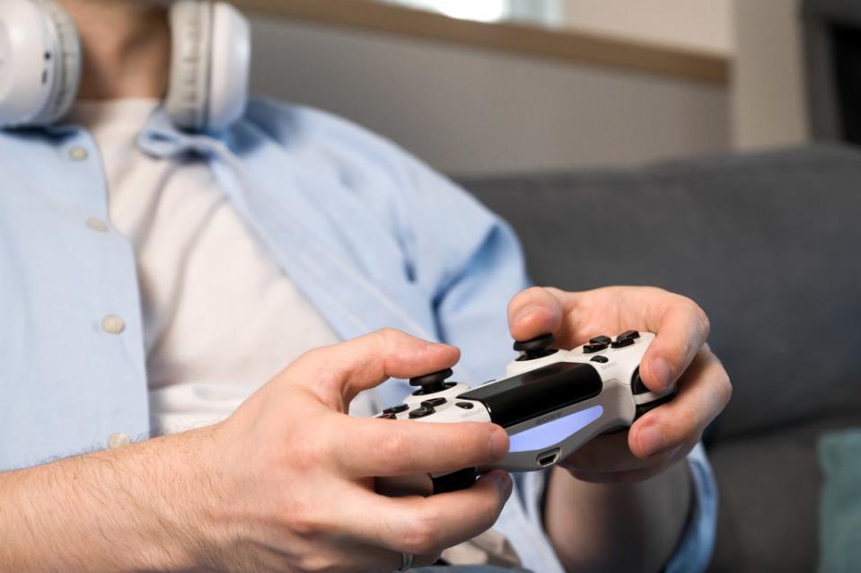 Many men hit back at Wheeler’s provocative proclamation, with one saying: “We’d rather play video games than deal with modern women piksik – stock.adobe.com