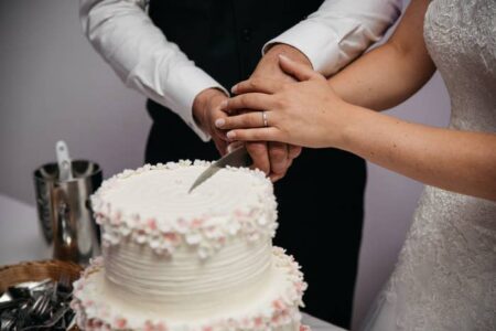 Older Adults Are Revealing The “Wedding Rules” That Existed When They Were Younger That Are No Longer A Thing Today