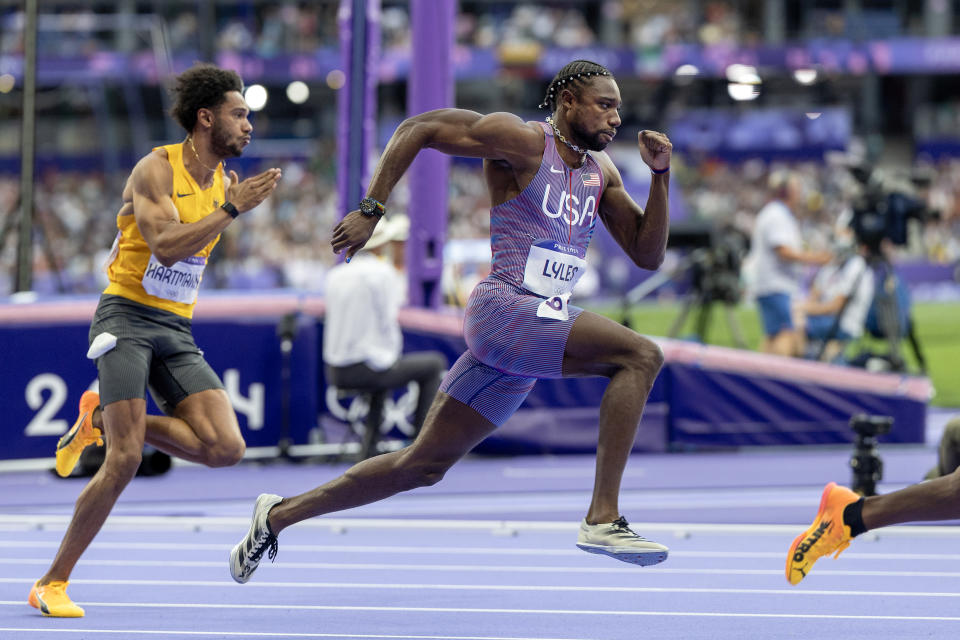 Lyles during Wednesday's semifinal. (Tim Clayton/Corbis via Getty Images)