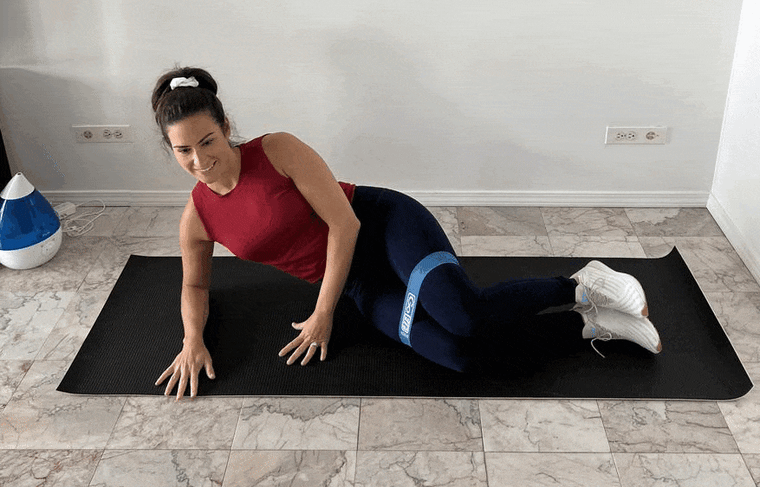 banded clams resistance band exercise