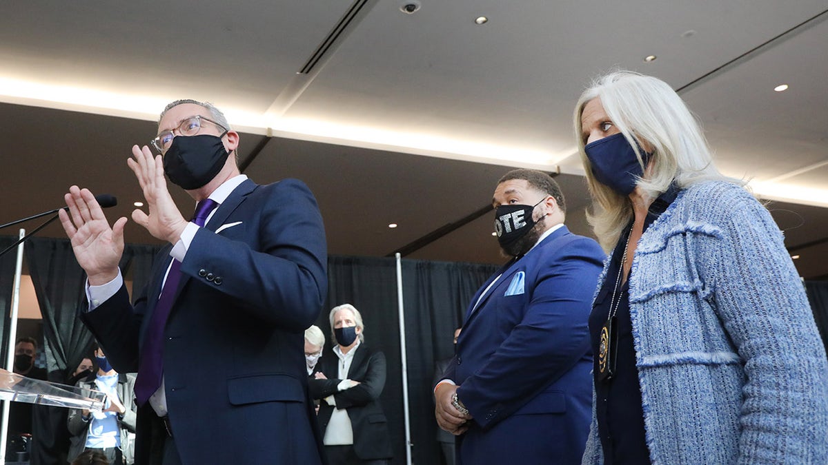 Schmidt with a mask during 2020 election
