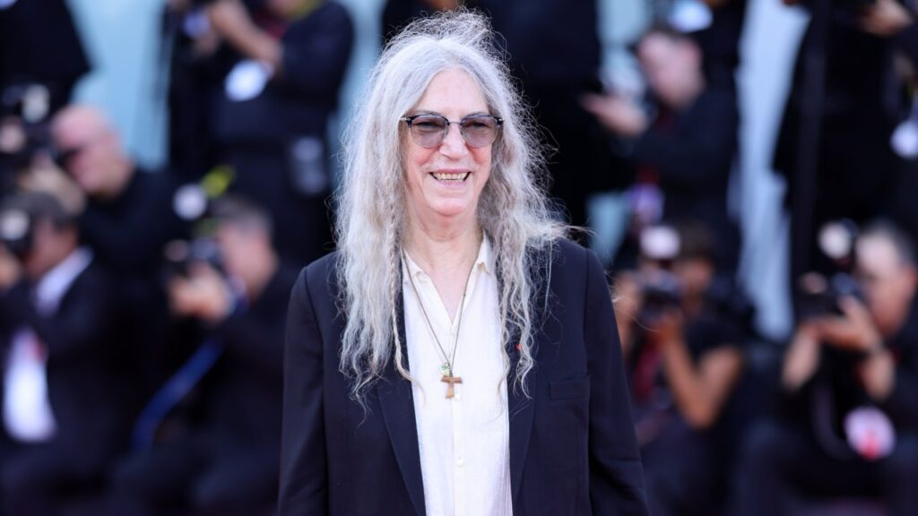 Patti Smith and Isabelle Huppert Are Mastering the Art of IDGAF Dressing in Venice