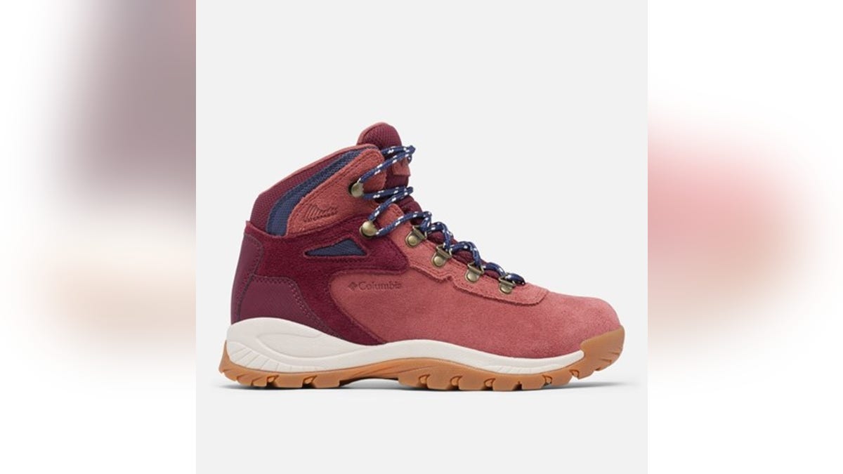 Find long-lasting hiking boots from Columbia.