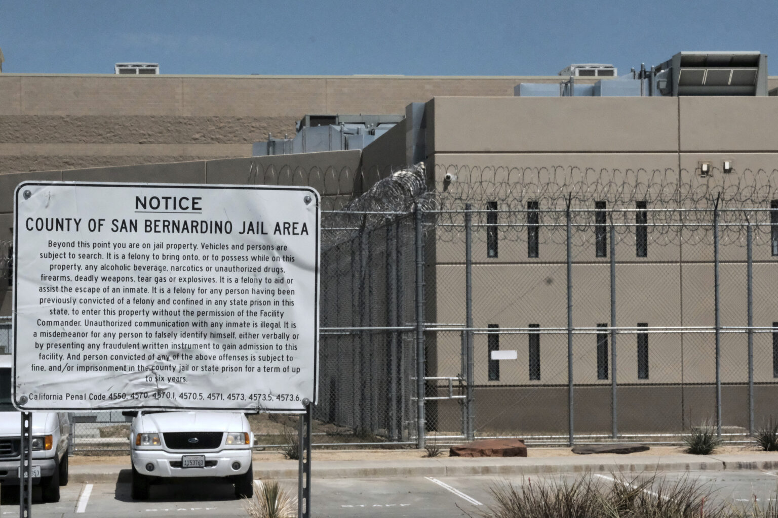 California Bill Would Send Health Inspectors to Migrant Detention Centers