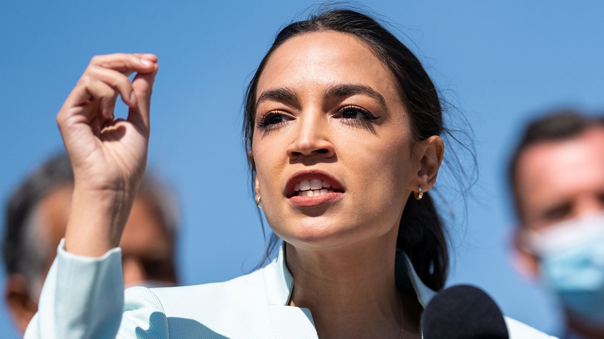 AOc