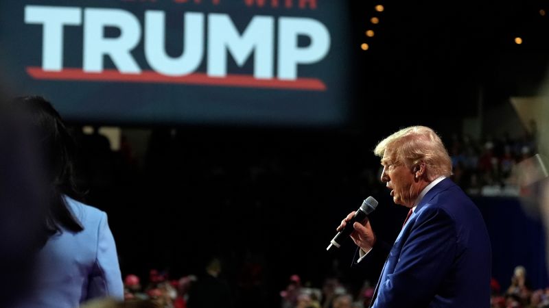 Trump seeks to move his New York state criminal case to federal court and delay sentencing