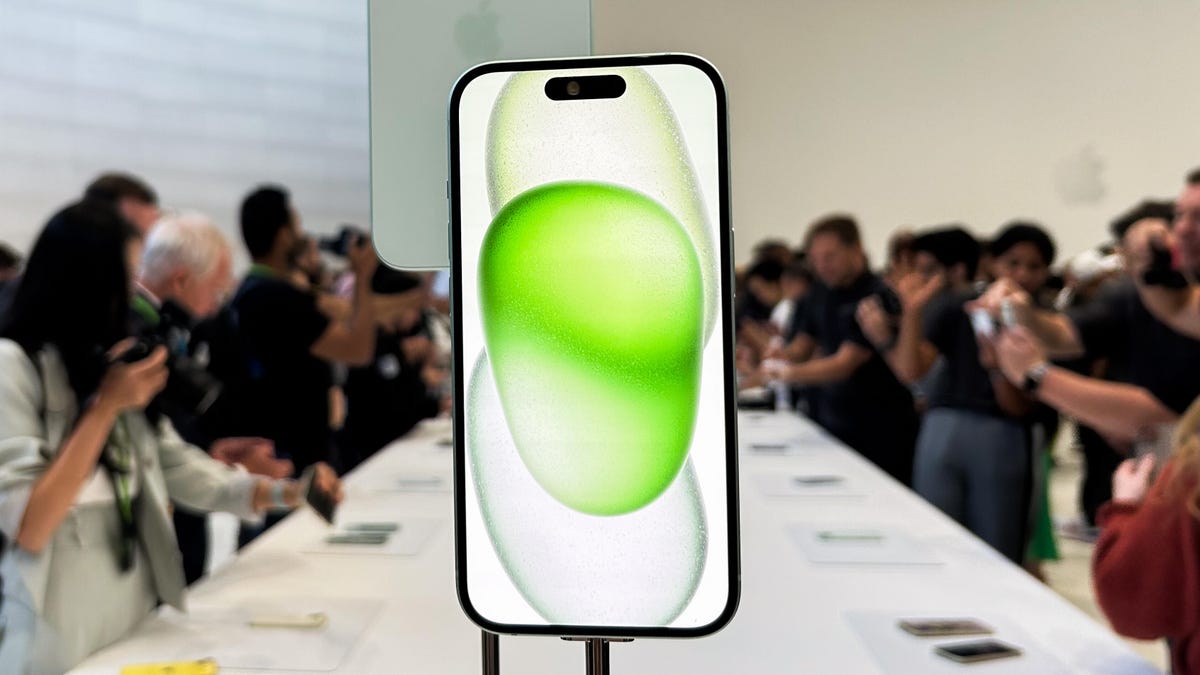 Apple iPhone 15