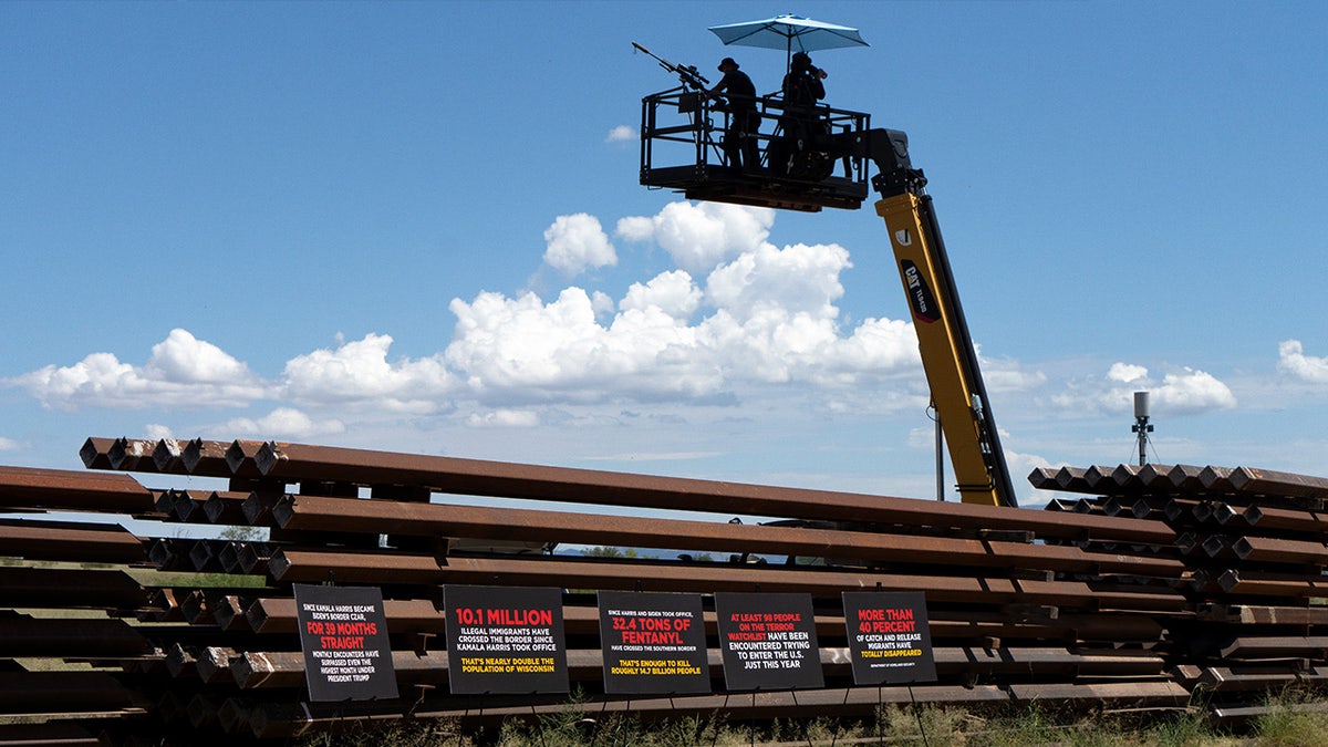 Secret service surveils the desert