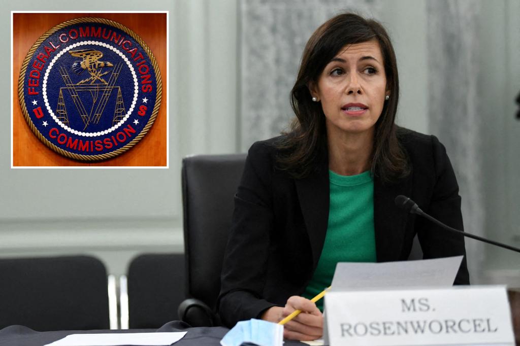 Court blocks FCC’s reinstatement of net neutrality rules that were scrapped by Trump admin