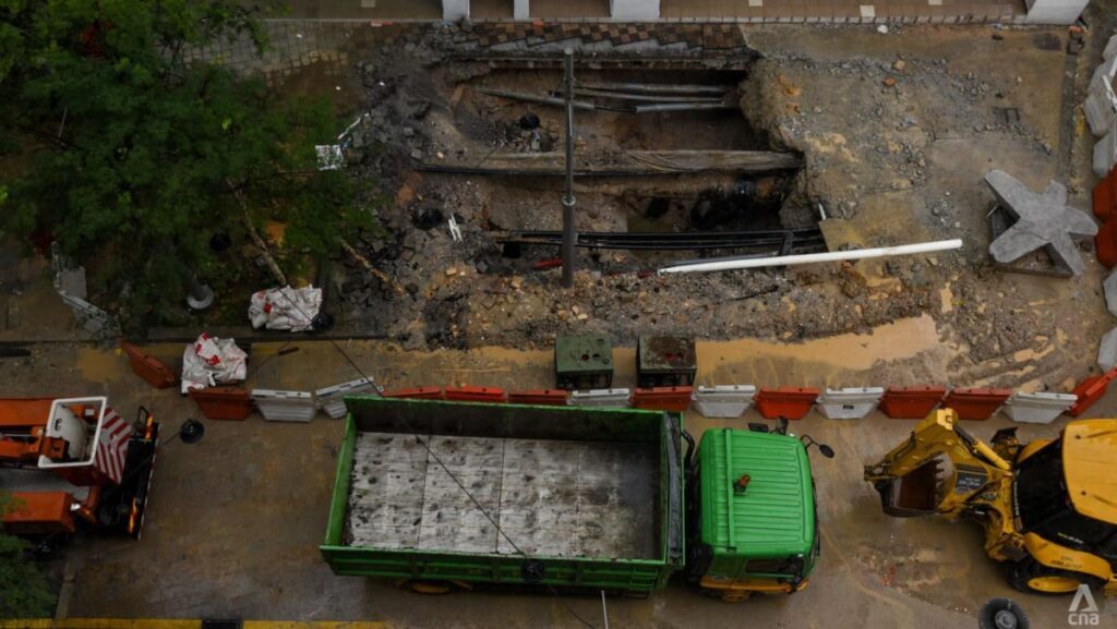 KL sinkhole: Authorities shift from rescue to recovery after operation deemed too dangerous to continue