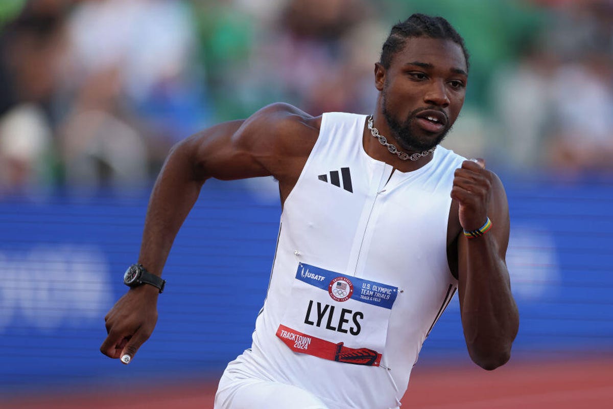 Noah Lyles competes in the first round of the men's 200 meters on Day Seven of the 2024 U.S. Olympic Team Track & Field Trials