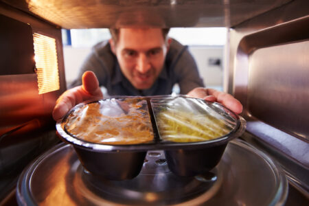 Kitchen Warning As Scientists Find ‘Unexpected’ Microwave Health Risk