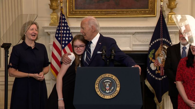 Video: See moment Biden sings ‘Happy Birthday’ to Kurmasheva’s daughter