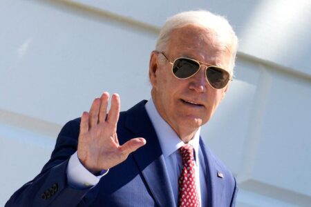Confused Biden asks ‘what am I doing?’ and salutes sports team at only public event this week