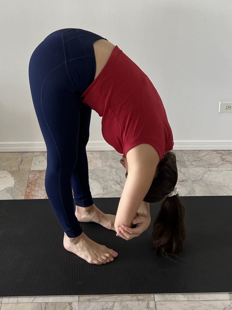 upper body stretches Ragdoll pose