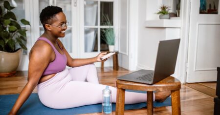 15-Minute Workouts At Home With Dumbbells and Cardio