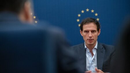 EU Parliament’s left signals warning over Dutch Commission nominee