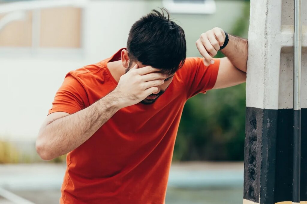 Grieving man refuses to give his deceased wife’s clothes to a ‘selfish’ sister