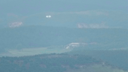 South Korea accuses the North of launching more trash balloons into its airspace