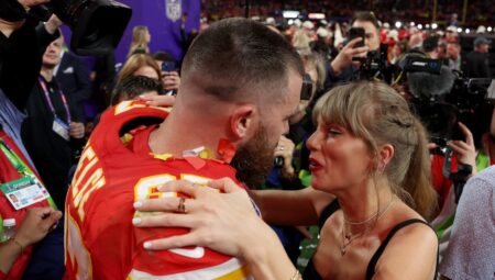 Chiefs’ Andy Reid addresses idea Travis Kelce is ‘old’ and ‘distracted’ amid Taylor Swift concerns, bad start