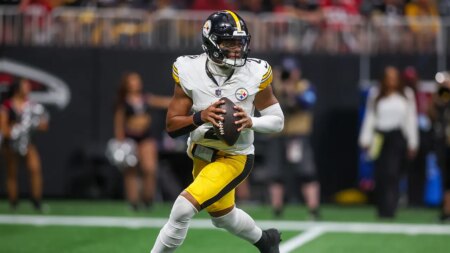 Justin Fields offers candid response when asked to compare Steelers’ coaching to Bears’: ‘It’s not close’