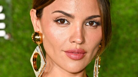 Eiza Gonzalez Is Now A Redhead