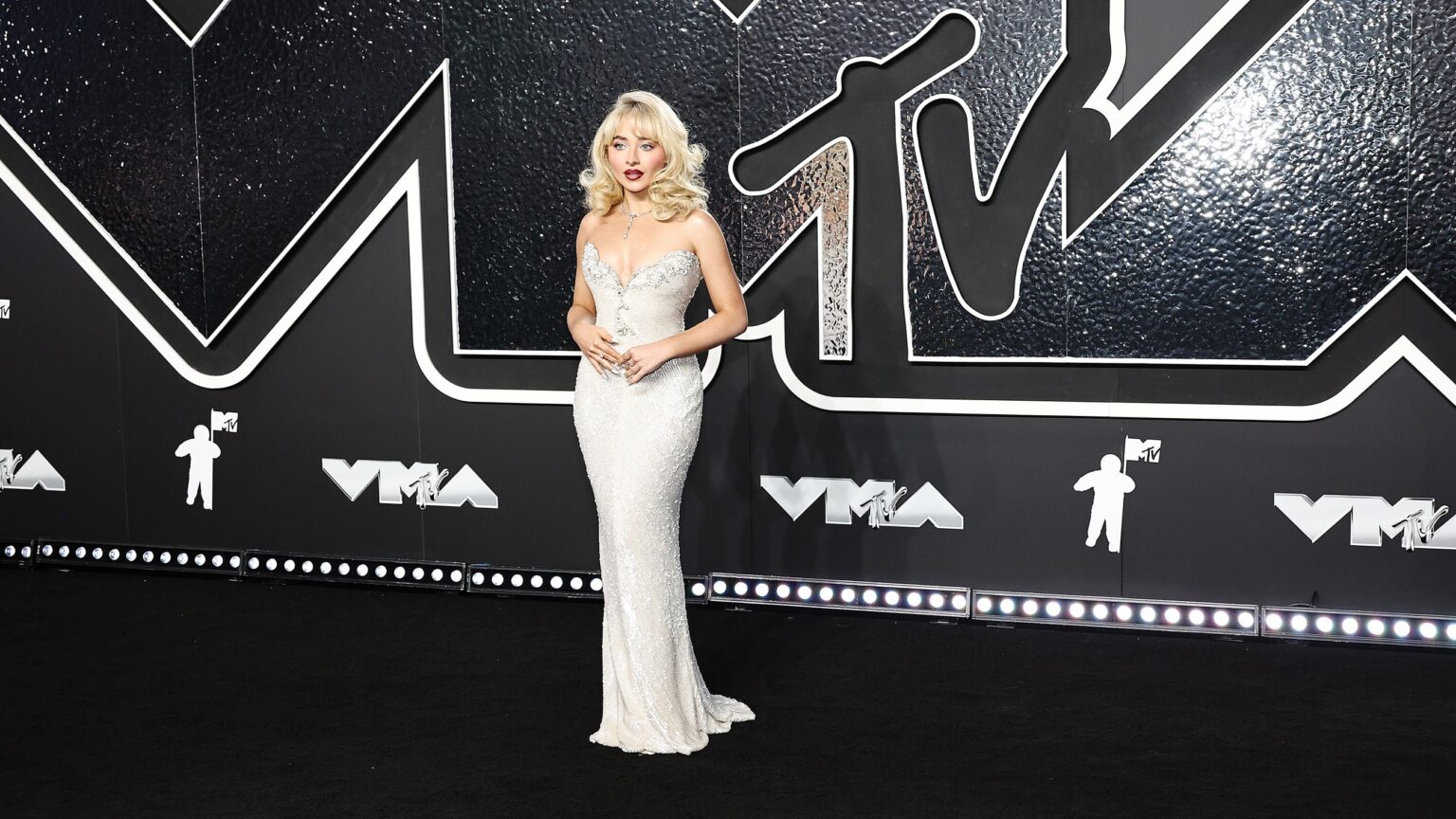 VMAs 2024 Red Carpet Fashion: See Every Outfit & Look