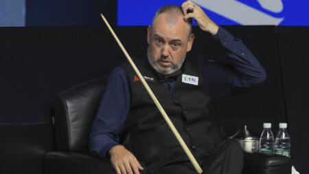 Saudi Arabia Masters snooker as it happened – Mark Williams sets up final with Judd Trump after ending Si Jiahui bid