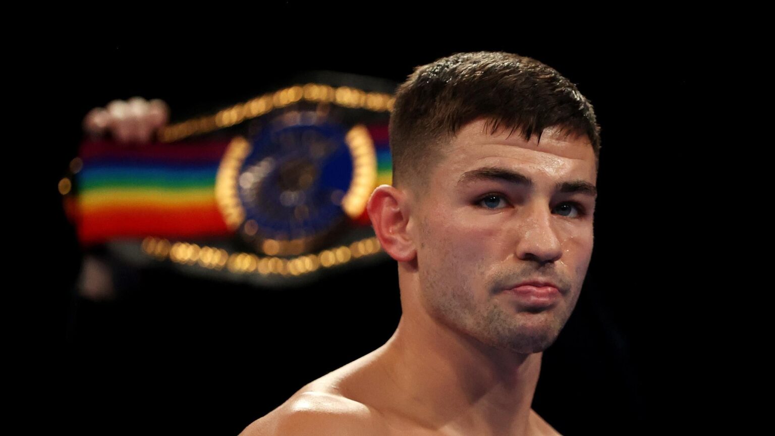 Sam Noakes stops Gianluca Ceglia in European lightweight title defence at London’s York Hall.