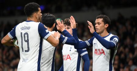 Tottenham Hotspur 3-0 Qarabag: Brennan Johnson and Dominic Solanke on target as 10-man Spurs ease past wasteful Qarabag