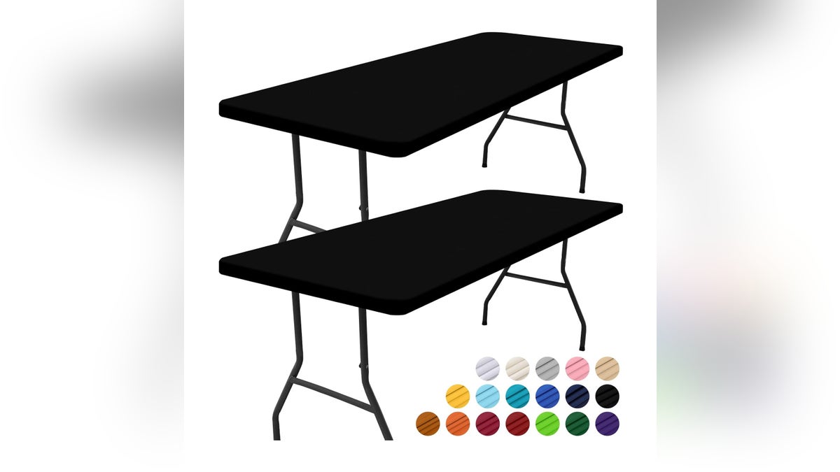 Make cleaning up easy with a fitted tablecloth you can reuse year after year.