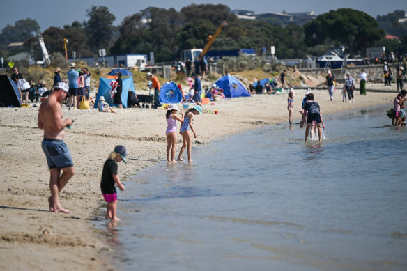 The Mornington Peninsula Shire will consider a paid parking scheme after the coming council elections.