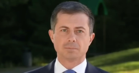 Pete Buttigieg Warns Trump Is A ‘Master’ At 1 Debate Element