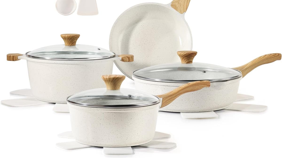 This set of cookware is what you need to create a feast.