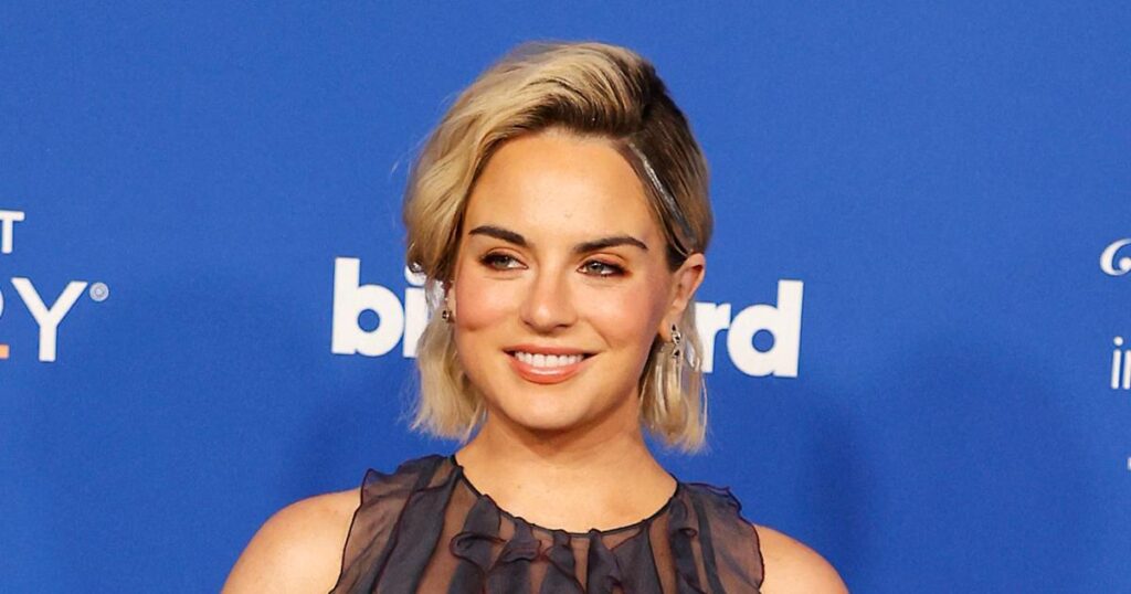 JoJo Says Filming ‘Aquamarine’ Had ‘Brought Out Insecurities’ About Her Body