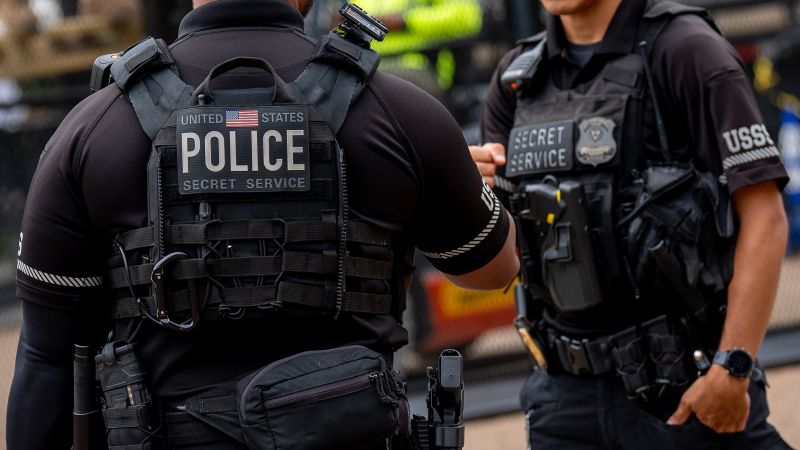 US Secret Service official who oversees protective operations to retire this week